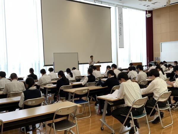 アカデミア0531①.jpg