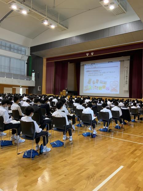 竹下製菓 社長の講演